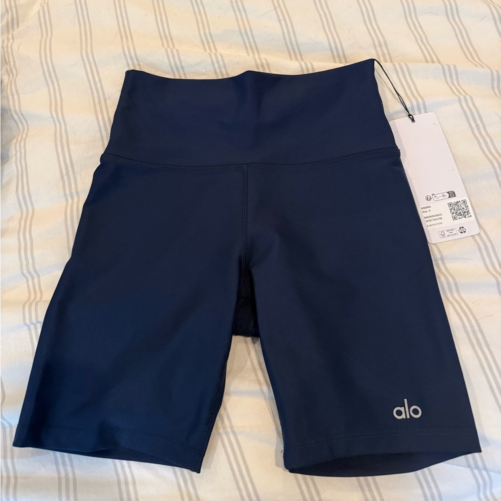 Alo 7” Airlift Energy Short